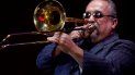A este grupo se suma el legendario de la salsa Willie Colón, conocido por Aguanile, La Murga y Por ser varón. A este grupo se suma el legendario de la salsa Willie Colón, conocido por Aguanile, La Murga y Por ser varón.