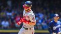 Bryce Harper de los Filis de Filadelfia, con el uniforme de su anterior equipo, Washington Nationals. Bryce Harper de los Filis de Filadelfia, con el uniforme de su anterior equipo, Washington Nationals.
