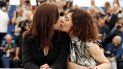 La imagen de ese beso, anodina en Cannes, hizo mucho ruido en Marruecos, donde la palabra escándalo acompañaba a la noticia de los numerosos portales que la recogieron. La imagen de ese beso, anodina en Cannes, hizo mucho ruido en Marruecos, donde la palabra escándalo acompañaba a la noticia de los numerosos portales que la recogieron.
