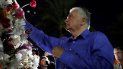 El gobernador de Nevada, Steve Sisolak, firmó una ley que expande la obligación de una verificación de antecedentes criminales a los compradores de armas de fuego. El gobernador de Nevada, Steve Sisolak, firmó una ley que expande la obligación de una verificación de antecedentes criminales a los compradores de armas de fuego.