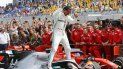 Hamilton, que acumula ya 79 victorias en su carrera, estuvo acompañado en el podio por su compañero, el finlandés Valtteri Bottas, y (Ferrari), que fueron segundo y tercero en el podio, respectivamente. Hamilton, que acumula ya 79 victorias en su carrera, estuvo acompañado en el podio por su compañero, el finlandés Valtteri Bottas, y (Ferrari), que fueron segundo y tercero en el podio, respectivamente.
