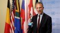 El embajador interino de EEUU ante la ONU, Jonathan Cohen, habla ante los medios de comunicación en la sede de las Naciones Unidas en Nueva York. El embajador interino de EEUU ante la ONU, Jonathan Cohen, habla ante los medios de comunicación en la sede de las Naciones Unidas en Nueva York.