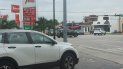 El precio e la gasolina oscila acorde a la demanda y la oferta. El precio e la gasolina oscila acorde a la demanda y la oferta.
