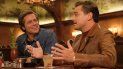 El filme sigue a Rick Dalton (Leonardo DiCaprio), estrella de una serie del Oeste que intenta amoldarse a un momento de cambios, junto a su doble de acción, Cliff Booth (Brad Pitt). El filme sigue a Rick Dalton (Leonardo DiCaprio), estrella de una serie del Oeste que intenta amoldarse a un momento de cambios, junto a su doble de acción, Cliff Booth (Brad Pitt).