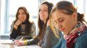 Los cursos están dirigidos a ayudar a los estudiantes a detectar signos y síntomas de enfermedades mentales, a encontrar recursos, así como asistir a sus compañeros. Los cursos están dirigidos a ayudar a los estudiantes a detectar signos y síntomas de enfermedades mentales, a encontrar recursos, así como asistir a sus compañeros.