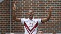 Rondón, que se vio involucrado en un traspaso desde el Newcastle por 17 millones y firmó un contrato por cuatro años y 8 millones de dólares con el conjunto asiático, empezó en compromiso en el banquillo de suplentes e ingresó al minuto 59. Rondón, que se vio involucrado en un traspaso desde el Newcastle por 17 millones y firmó un contrato por cuatro años y 8 millones de dólares con el conjunto asiático, empezó en compromiso en el banquillo de suplentes e ingresó al minuto 59.
