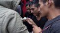 Hombres guatemaltecos que fueron deportados de EEUU llegan a una base de la fuerza aérea de Guatemala el 16 de julio del 2019. Hombres guatemaltecos que fueron deportados de EEUU llegan a una base de la fuerza aérea de Guatemala el 16 de julio del 2019.