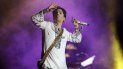 En esta foto del 26 de abril de 2008, Prince actúa en el Festival de Música y Arte de Coachella en Indio, California. En esta foto del 26 de abril de 2008, Prince actúa en el Festival de Música y Arte de Coachella en Indio, California.