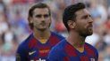 El astro de Barcelona Lionel Messi (der.) junto a su compañero Antoine Griezman antes del partido contra Arsenal en el Camp Nou el domingo, 4 de agosto del 2019. El astro de Barcelona Lionel Messi (der.) junto a su compañero Antoine Griezman antes del partido contra Arsenal en el Camp Nou el domingo, 4 de agosto del 2019.