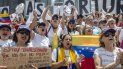 Protesta en Caracas frente a la sede del Programa de las Naciones Unidas para el Desarrollo (PNUD) exigiendo el cese de las torturas. Protesta en Caracas frente a la sede del Programa de las Naciones Unidas para el Desarrollo (PNUD) exigiendo el cese de las torturas.