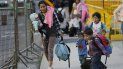 Migrantes venezolanos en la frontera entre Colombia y Ecuador. Migrantes venezolanos en la frontera entre Colombia y Ecuador.