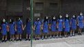 Estudiantes con máscaras se toman de las manos para rodear el St. Stephens Girls College en Hong Kong, el lunes 9 de septiembre de 2019. Estudiantes con máscaras se toman de las manos para rodear el St. Stephens Girls College en Hong Kong, el lunes 9 de septiembre de 2019.