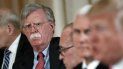 Fotografía del 18 de abril de 2018 de John Bolton, entonces asesor de Seguridad Nacional, mientras escuchaba al presidente Donald Trump durante un almuerzo de trabajo en el club privado del mandatario en Mar-a-Lago, Palm Beach, en el sur de Florida. Fotografía del 18 de abril de 2018 de John Bolton, entonces asesor de Seguridad Nacional, mientras escuchaba al presidente Donald Trump durante un almuerzo de trabajo en el club privado del mandatario en Mar-a-Lago, Palm Beach, en el sur de Florida.