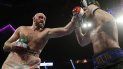Fury sigue (izquierda) invicto tras 29 peleas y mantuvo sus aspiraciones al título de pesos pesados contra un luchador poco conocido pero que dio al inglés toda la pelea que pudo gestionar. Fury sigue (izquierda) invicto tras 29 peleas y mantuvo sus aspiraciones al título de pesos pesados contra un luchador poco conocido pero que dio al inglés toda la pelea que pudo gestionar.