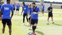 Tanto Messi como Neto entrenaron con el grupo en el entrenamiento de este lunes en el campo Tito Vilanova de la Ciutat Esportiva Joan Gamper, con Ousmane Dembélé, todavía recuperándose de una rotura fibrilar en el bíceps femoral del muslo izquierdo, haciendo parte de la sesión con sus compañeros. Tanto Messi como Neto entrenaron con el grupo en el entrenamiento de este lunes en el campo Tito Vilanova de la Ciutat Esportiva Joan Gamper, con Ousmane Dembélé, todavía recuperándose de una rotura fibrilar en el bíceps femoral del muslo izquierdo, haciendo parte de la sesión con sus compañeros.