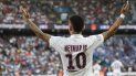 El astro brasileño del PSG Neymar celebra con sus compañeros tras anotar un gol en el partido contra Estrasburgo en la liga francesa el sábado, 14 de septiembre del 2019, luego de quedarse con el equipo parisino al no concretarse su traspaso al fútbol español con el Barcelona. El astro brasileño del PSG Neymar celebra con sus compañeros tras anotar un gol en el partido contra Estrasburgo en la liga francesa el sábado, 14 de septiembre del 2019, luego de quedarse con el equipo parisino al no concretarse su traspaso al fútbol español con el Barcelona.