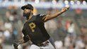 El zurdo, que estuvo en el Juego de Estrellas por segundo año seguido, registraba 28 rescates en 31 oportunidades y mostraba su dominio al rectar 90 ponches en 60 entradas de labor. El zurdo, que estuvo en el Juego de Estrellas por segundo año seguido, registraba 28 rescates en 31 oportunidades y mostraba su dominio al rectar 90 ponches en 60 entradas de labor.