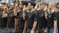 Fotografía del 4 de junio de 2017 de nuevos reclutas del Ejército de Estados Unidos en una ceremonia de juramento en San Diego, California. Fotografía del 4 de junio de 2017 de nuevos reclutas del Ejército de Estados Unidos en una ceremonia de juramento en San Diego, California.