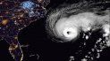 En la noche del 17 de septiembre de 2019, el huracán Humberto se ubicaba unas 405 millas al sur-suroeste de las Bermudas. En la noche del 17 de septiembre de 2019, el huracán Humberto se ubicaba unas 405 millas al sur-suroeste de las Bermudas.
