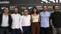 El director Aitor Arregi (2i), el director del festival de San Sebastián, José Luis Rebordinos (3i), la actriz Belén Cuesta (4i) y el director Jon Garaño (6i), entre otros, durante la presentación en Madrid de la sección de cine español del Festival de San Sebastián El director Aitor Arregi (2i), el director del festival de San Sebastián, José Luis Rebordinos (3i), la actriz Belén Cuesta (4i) y el director Jon Garaño (6i), entre otros, durante la presentación en Madrid de la sección de cine español del Festival de San Sebastián