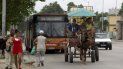Vista de un medio de transporte de tracción animal por las calles de La Habana, la capital de Cuba, el 12 de septiembre de 2019. Vista de un medio de transporte de tracción animal por las calles de La Habana, la capital de Cuba, el 12 de septiembre de 2019.