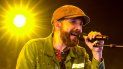 Juan Luis Guerra actúa en el American Airlines Arena, en Miami, el sábado 5 de octubre. Juan Luis Guerra actúa en el American Airlines Arena, en Miami, el sábado 5 de octubre.