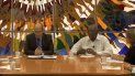Randy Alonso y Salvador Valdés Mesa en el programa oficialista de la Mesa Redonda en Cuba. Randy Alonso y Salvador Valdés Mesa en el programa oficialista de la Mesa Redonda en Cuba.