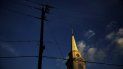 El sol pega en la torre de una iglesia bautista en Georgia. El sol pega en la torre de una iglesia bautista en Georgia.