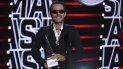Marc Anthony recibe el International Artist Award of Excellence durante la ceremonia de los Latin American Music Awards. Marc Anthony recibe el International Artist Award of Excellence durante la ceremonia de los Latin American Music Awards.