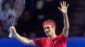 El suizo Roger Federer saluda al público después de vencer en la primera ronda del torneo de Basilea al alemán Peter Gojowczyk, en la arena St. Jakobshalle de su natal Basilea, Suiza, el lunes 21 de octubre de 2019. El suizo Roger Federer saluda al público después de vencer en la primera ronda del torneo de Basilea al alemán Peter Gojowczyk, en la arena St. Jakobshalle de su natal Basilea, Suiza, el lunes 21 de octubre de 2019.
