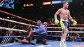 El mexicano Saúl Canelo Álvarez camina a su esquina tras noquear al ruso Sergey Kovalev en una pelea por el cetro de los semipesados por la Organización Mundial de Boxeo, el sábado 2 de noviembre de 2019. El mexicano Saúl Canelo Álvarez camina a su esquina tras noquear al ruso Sergey Kovalev en una pelea por el cetro de los semipesados por la Organización Mundial de Boxeo, el sábado 2 de noviembre de 2019.