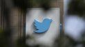 En esta fotografía del 9 de julio de 2019 se muestra el logotipo de Twitter afuera de un edificio en San Francisco. En esta fotografía del 9 de julio de 2019 se muestra el logotipo de Twitter afuera de un edificio en San Francisco.