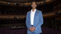 El bailarín Carlos Acosta posa al llegar al estreno de Yuli: Al ritmo del corazón (Yuli: The Carlos Acosta Story) en la Ópera Real en Londres. El bailarín Carlos Acosta posa al llegar al estreno de Yuli: Al ritmo del corazón (Yuli: The Carlos Acosta Story) en la Ópera Real en Londres.