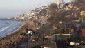 En Viña del Mar se observan barricadas que arden en el paseo marítimo durante los enfrentamientos entre manifestantes y policías. En Viña del Mar se observan barricadas que arden en el paseo marítimo durante los enfrentamientos entre manifestantes y policías.