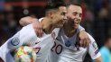 El astro de Portugal Cristiano Ronaldo, izquierda, celebra con su compañero Diogo Jota tras anotar el segundo gol de su equipo contra Luxemburgo en las eliminatorias para la Eurocopa del 2020, el domingo, 17 de noviembre del 2019, en Luxemburgo El astro de Portugal Cristiano Ronaldo, izquierda, celebra con su compañero Diogo Jota tras anotar el segundo gol de su equipo contra Luxemburgo en las eliminatorias para la Eurocopa del 2020, el domingo, 17 de noviembre del 2019, en Luxemburgo