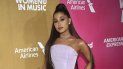 La cantante Ariana Grande llega a un evento de la organización Women in Music, en Nueva York. La cantante Ariana Grande llega a un evento de la organización Women in Music, en Nueva York.