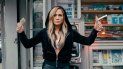 La cinta, dirigida por Lorene Scafaria (Coherence), está basada en un artículo de 2015 de la revista New York, titulado The Hustlers At Scores, sobre un grupo de strippers organizadas para estafar a banqueros y magnates en un contexto de crisis económica. La cinta, dirigida por Lorene Scafaria (Coherence), está basada en un artículo de 2015 de la revista New York, titulado The Hustlers At Scores, sobre un grupo de strippers organizadas para estafar a banqueros y magnates en un contexto de crisis económica.