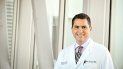 El doctor Carlos Sesin. El doctor Carlos Sesin.