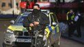 Policías armados y servicios de emergencia llegan a la escena de un incidente en el Puente de Londres, en el centro de la capital británica, donde varias personas fueron apuñaladas y un hombre fue herido de bala por la policía. Policías armados y servicios de emergencia llegan a la escena de un incidente en el Puente de Londres, en el centro de la capital británica, donde varias personas fueron apuñaladas y un hombre fue herido de bala por la policía.
