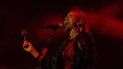 El vocalista de Café Tacvba, Rubén Albarrán canta durante un concierto en la Ciudad de México, el sábado 7 de diciembre. El vocalista de Café Tacvba, Rubén Albarrán canta durante un concierto en la Ciudad de México, el sábado 7 de diciembre.