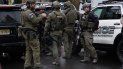 Policías llegan al lugar de un tiroteo en Jersey City, el martes 10 de diciembre de 2019, en Nueva Jersey. Policías llegan al lugar de un tiroteo en Jersey City, el martes 10 de diciembre de 2019, en Nueva Jersey.
