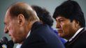 El expresidente de Bolivia, Evo Morales, escucha a su asesor legal Eugenio Zaffaroni, ex miembro de la Corte Suprema argentina, mientras dan una conferencia de prensa en Buenos Aires, donde vive Morales, el jueves 2 de enero de 2020. El expresidente de Bolivia, Evo Morales, escucha a su asesor legal Eugenio Zaffaroni, ex miembro de la Corte Suprema argentina, mientras dan una conferencia de prensa en Buenos Aires, donde vive Morales, el jueves 2 de enero de 2020.