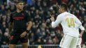 El jugador del Real Madrid Casemiro (derecha) celebra tras anotar el segundo tanto del cuadro durante el partido de La Liga española contra el Sevilla en el Estadio Santiago Bernabéu, en Madrid, el sábado 18 de enero de 2020. El jugador del Real Madrid Casemiro (derecha) celebra tras anotar el segundo tanto del cuadro durante el partido de La Liga española contra el Sevilla en el Estadio Santiago Bernabéu, en Madrid, el sábado 18 de enero de 2020.