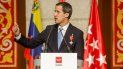 El presidente encargado de Venezuela, Juan Guaidó, en el acto de la Comunidad de Madrid donde recibe la Medalla Internacional de la Comunidad de Madrid, en Madrid a 25 de enero de 2020. El presidente encargado de Venezuela, Juan Guaidó, en el acto de la Comunidad de Madrid donde recibe la Medalla Internacional de la Comunidad de Madrid, en Madrid a 25 de enero de 2020.