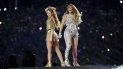 Shakira, izquierda, y Jennifer Lopez durante su presentación en el espectáculo de medio tiempo en del Super Bowl 54 de la NFL entre los Chiefs de Kansas City y los 49ers de San Francisco el domingo 2 de febrero de 2020 en Miami Gardens, Florida. Shakira, izquierda, y Jennifer Lopez durante su presentación en el espectáculo de medio tiempo en del Super Bowl 54 de la NFL entre los Chiefs de Kansas City y los 49ers de San Francisco el domingo 2 de febrero de 2020 en Miami Gardens, Florida.