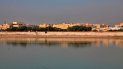 En esta imagen de archivo del viernes 3 de enero de 2020, la embajada estadounidense vista desde el otro lado del río Tigris en Bagdad, Irak. En esta imagen de archivo del viernes 3 de enero de 2020, la embajada estadounidense vista desde el otro lado del río Tigris en Bagdad, Irak.