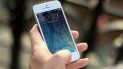Actualmente, la compañía instala 38 aplicaciones por defecto en sus dispositivos, entre ellos el navegador Safari, Mapas, Mensajes y Mail. Actualmente, la compañía instala 38 aplicaciones por defecto en sus dispositivos, entre ellos el navegador Safari, Mapas, Mensajes y Mail.