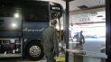 Agentes de la Oficina de Aduanas y Protección Fronteriza suben a un autobús Greyhound dirigido a Portland, Oregon. Agentes de la Oficina de Aduanas y Protección Fronteriza suben a un autobús Greyhound dirigido a Portland, Oregon.