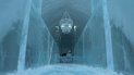Vista interior del Ice Hotel, un hotel hecho de hielo en Suecia. Vista interior del Ice Hotel, un hotel hecho de hielo en Suecia.