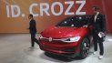 La camioneta SUV eléctrica ID Crozz de Volkswagen, durante una feria del auto en Gran Noida, India. La camioneta SUV eléctrica ID Crozz de Volkswagen, durante una feria del auto en Gran Noida, India.